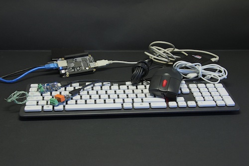 Le BeagleBone Black est capable d'alimenter plusieurs périphériques USB sans problèmes