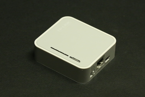 Le petit routeur Ethernet-Wifi TP-Link MR3020 peut héberger des modules Yoctopuce grâce à OpenWrt