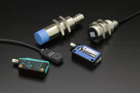 A few proximity sensors equipped with NPN or PNP outputs
