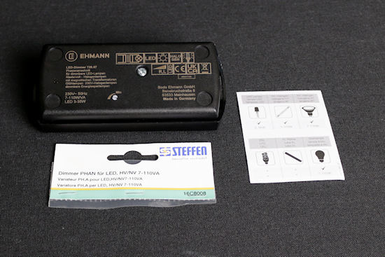 Despite the LED indicator, this dimmer does not work with basic LED bulbs