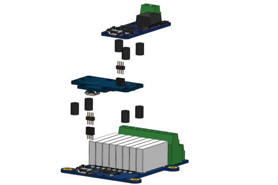 Assemblage d'un Yocto-MaxiRelay, un MicroHub et un Yocto-Volt à l'aide de nos connecteurs board-à-board et entretoises filetées