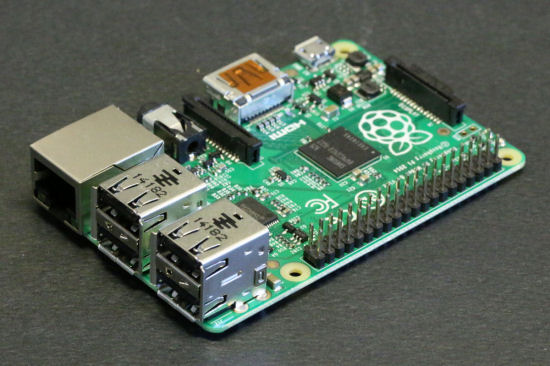 Le Raspberry PI model B+, avec ses 4 ports usb