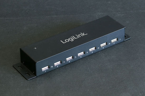 The USB 2.0 hub LogiLink UA0148 is Multi-TT and includes individual status LEDs for each port